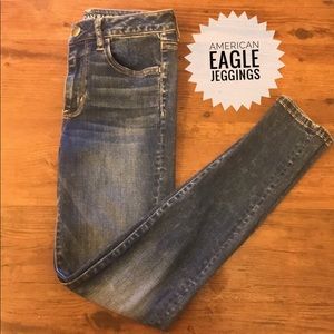 American eagle hi rise jegging size 4